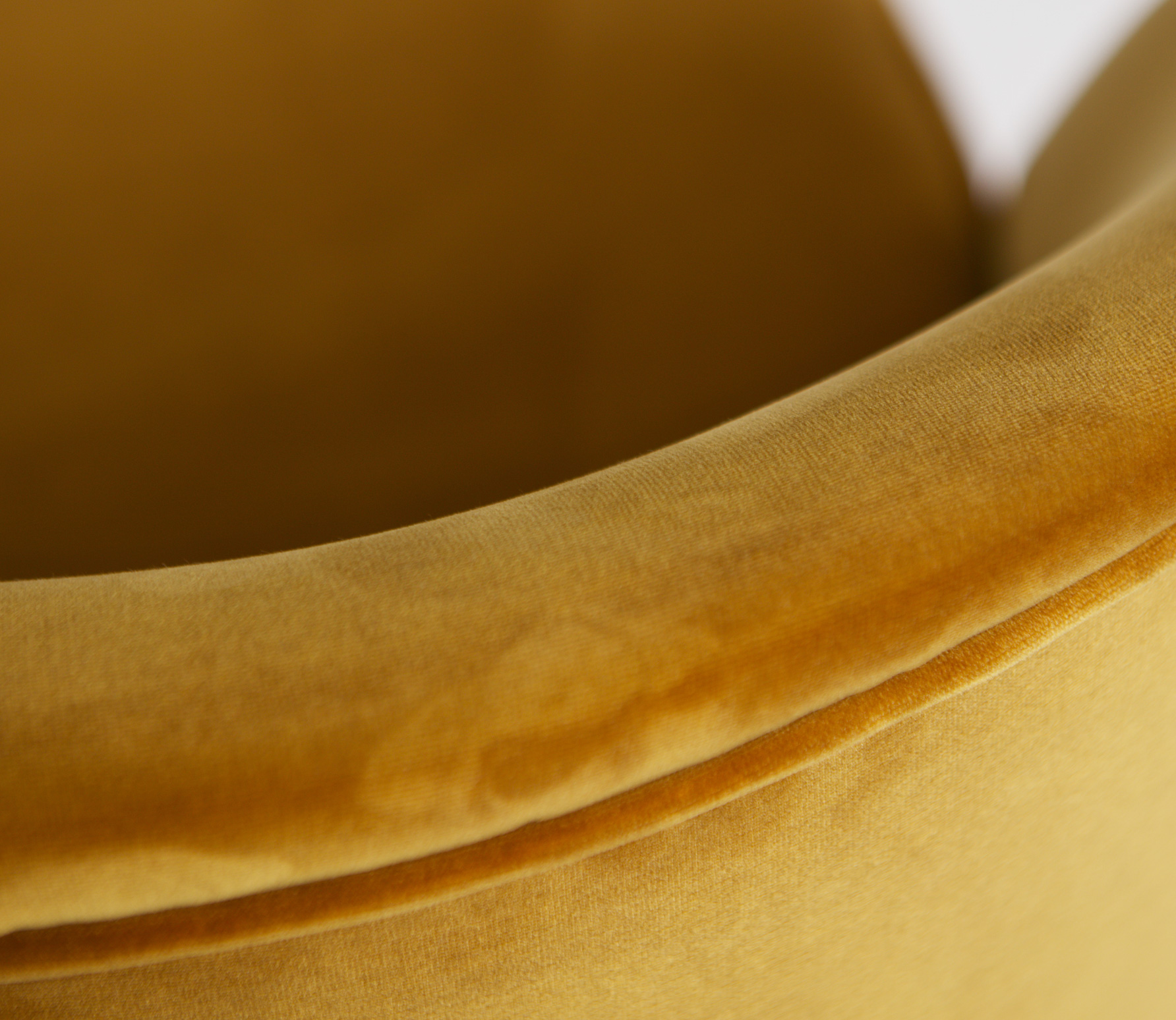 Bepurehome Vogue Fauteuil Velvet Mosterd bepurehome kopen in de aanbieding