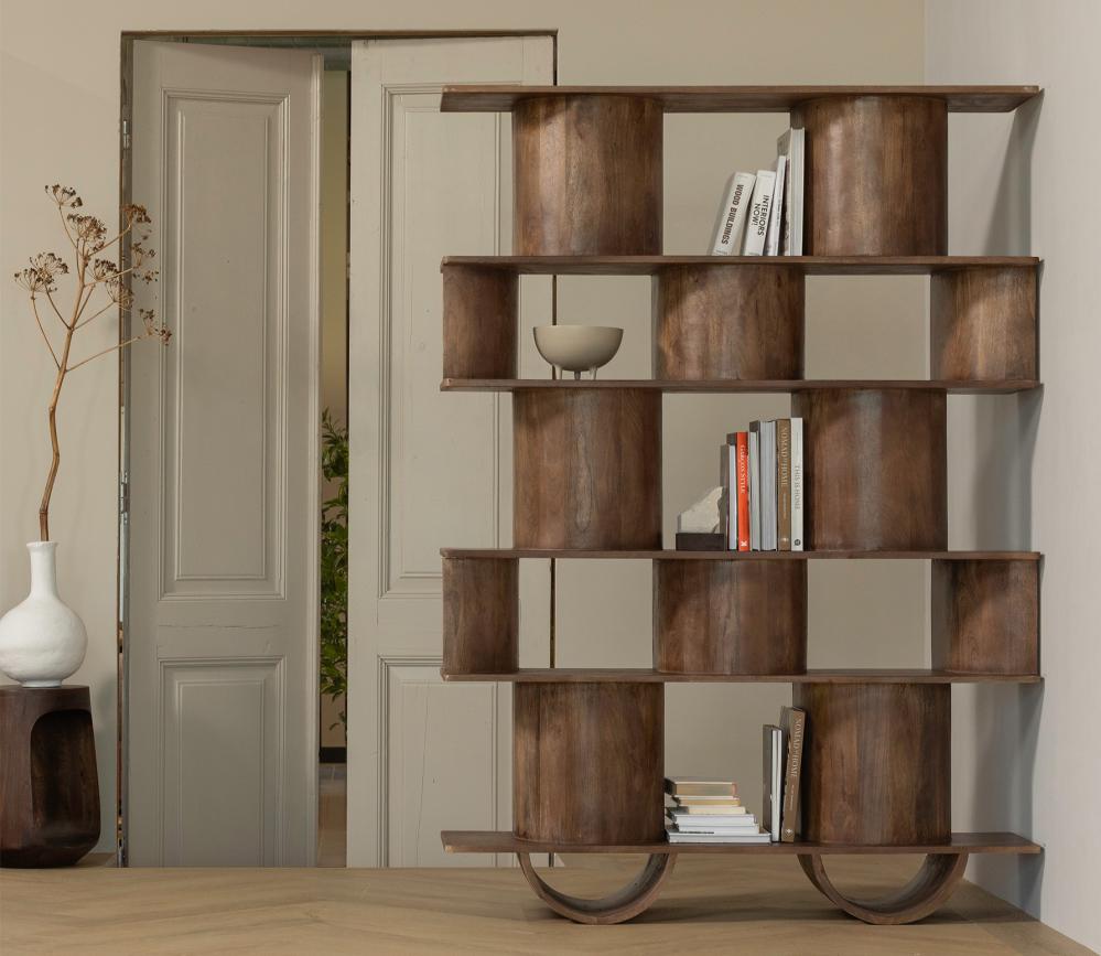 Woood-sinne-boekenkast-hout-walnoot-03.jpg
